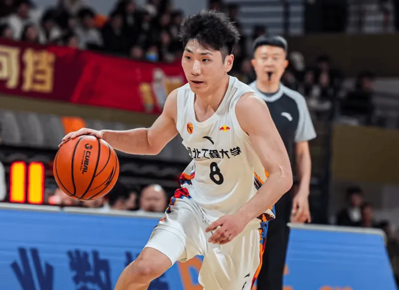 CUBAL东北赛区:刘铭轩23分,河北工程74-63战胜哈尔滨体院